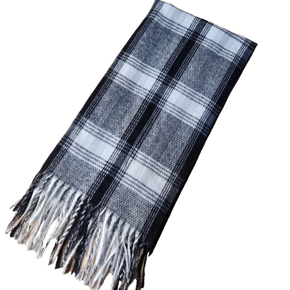 Steve Madden Black & White Plaid Blanket Wrap Scarf Large 82x22 Soft Cozy EUC